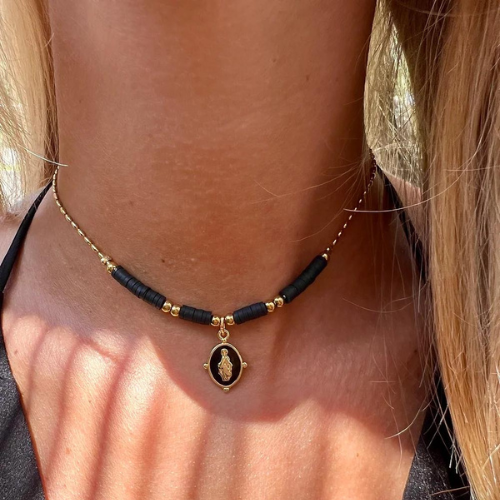 Collier Sacré vierge — vue de face — Sophie et Ju