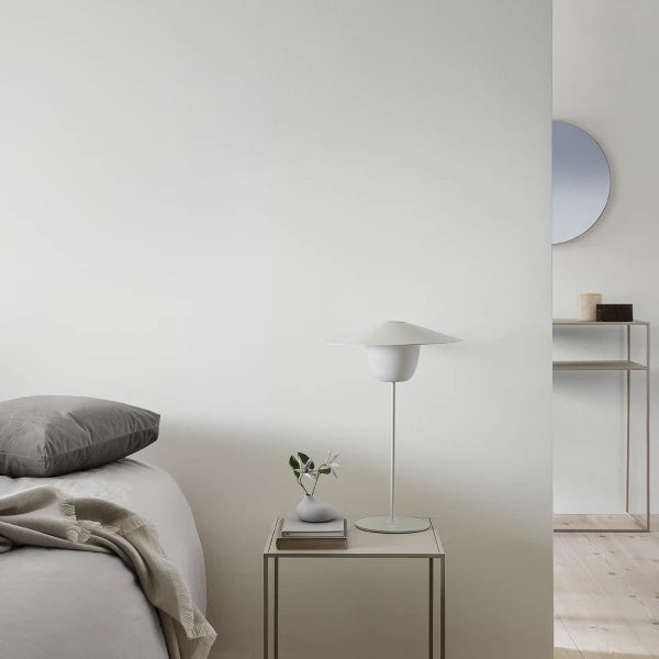 Lampe de Table Blanche — vue generale — Sophie et Ju