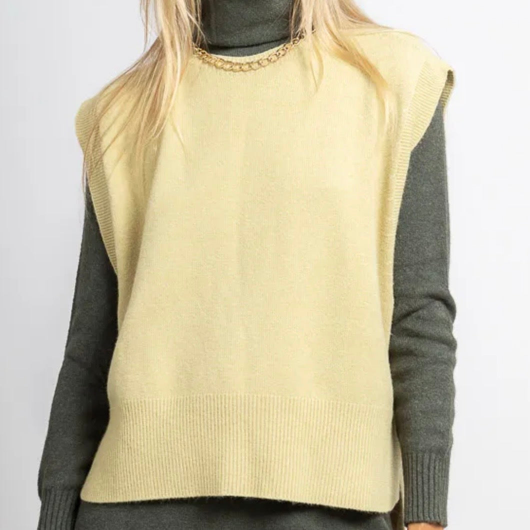 Pull sans manches — vue de face — Sophie et Ju
