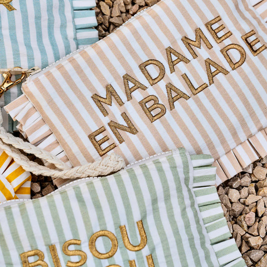Pochette froufrous Madame en Balade